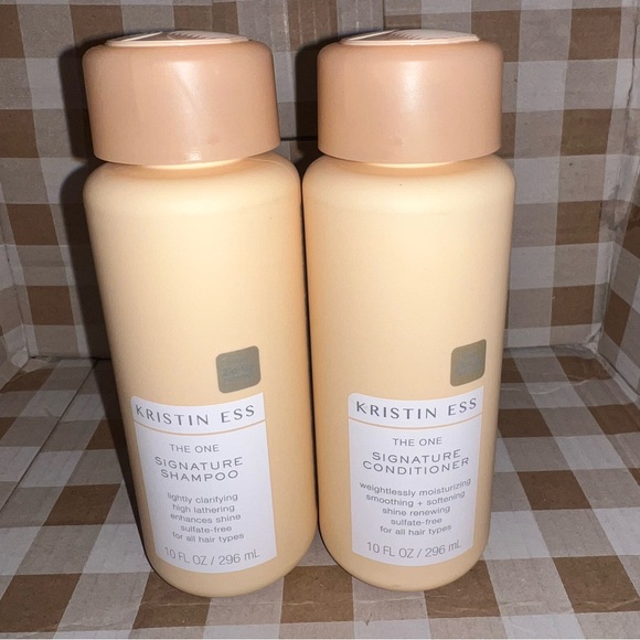 Kristin Ess Other - Kristin Ess The One Signature Shampoo and Conditioner Set Full Size